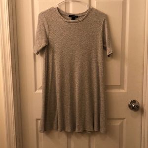 Short sleeve shift dress